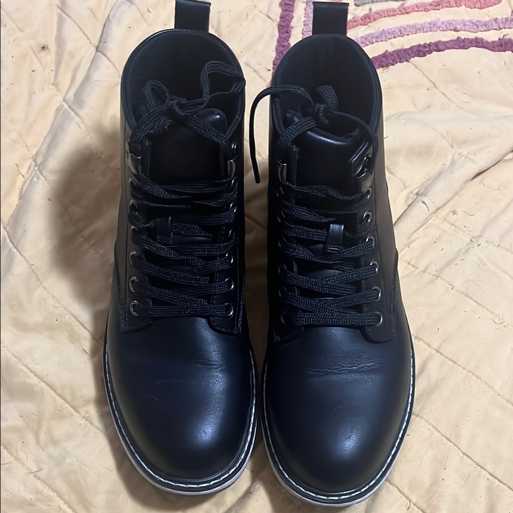 Goodfellow & Co Black Leather Boots High-Top Design